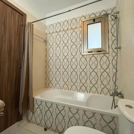 Halcyon Apartment Larnaca