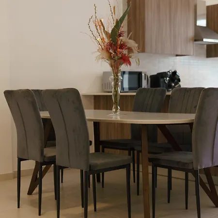 Halcyon * Ларнака