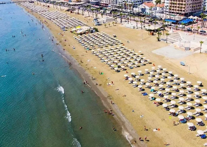 Halcyon Apartment Larnaka